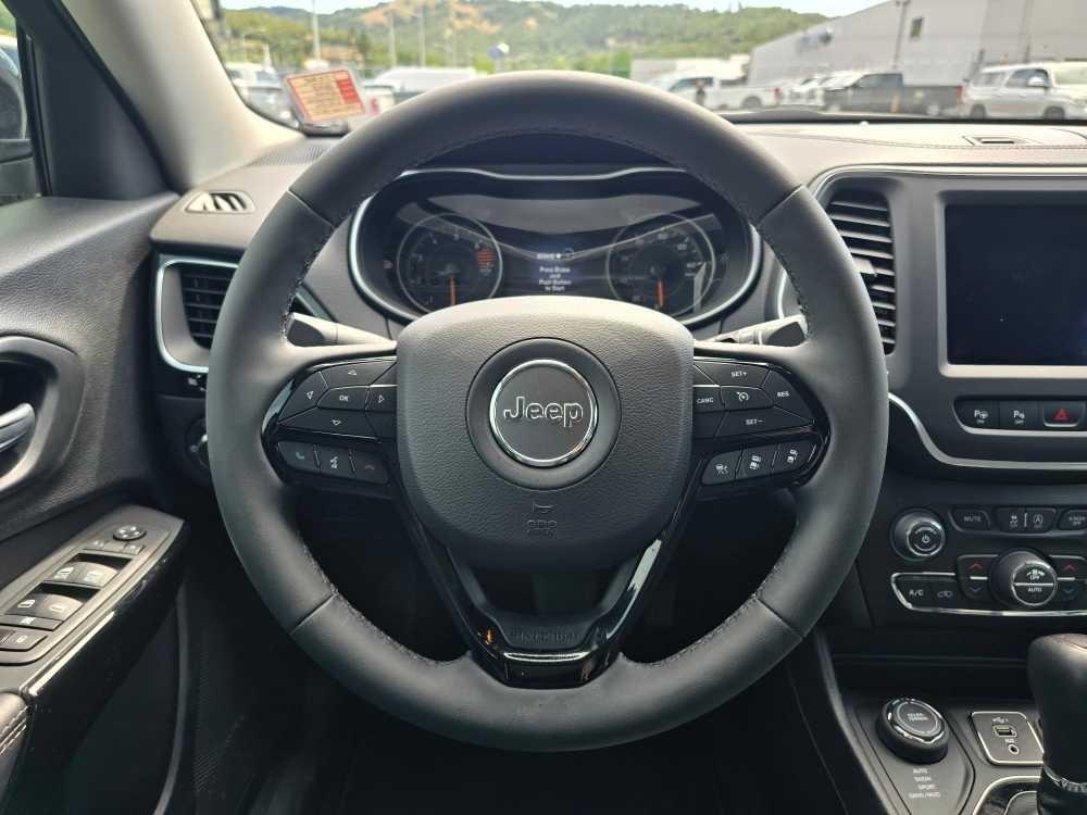 used 2023 Jeep Cherokee car, priced at $29,995