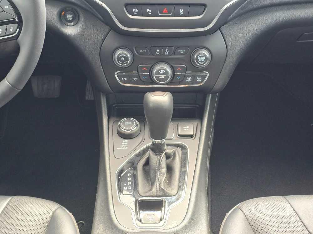 used 2023 Jeep Cherokee car, priced at $29,995