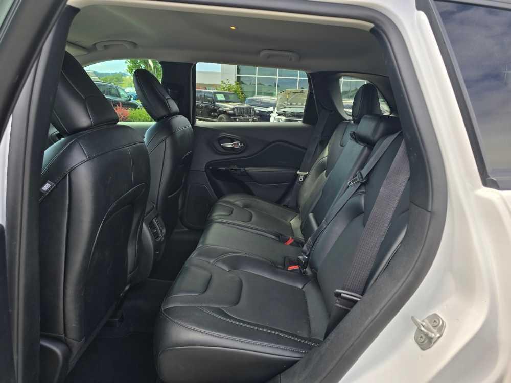 used 2023 Jeep Cherokee car, priced at $29,995