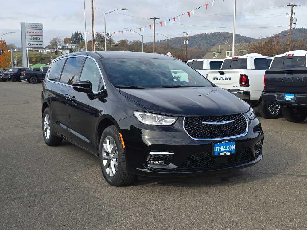 new 2026 Chrysler Pacifica car, priced at $42,995