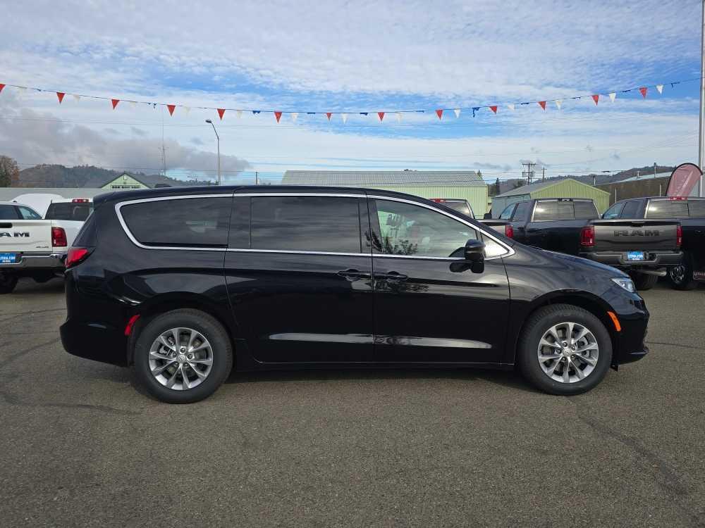 new 2026 Chrysler Pacifica car, priced at $42,995