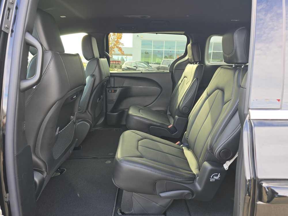 new 2026 Chrysler Pacifica car, priced at $42,995