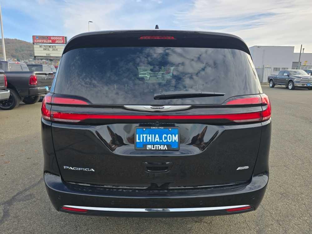 new 2026 Chrysler Pacifica car, priced at $42,995