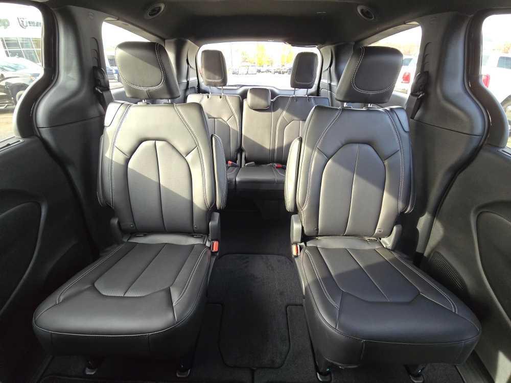 new 2026 Chrysler Pacifica car, priced at $42,995