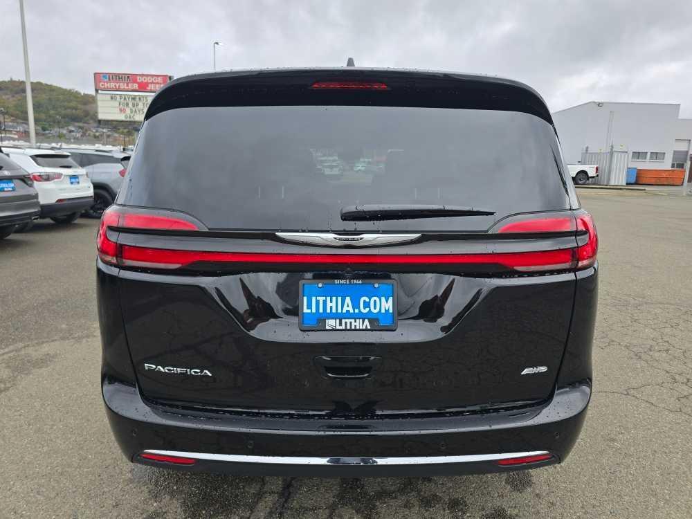 new 2026 Chrysler Pacifica car, priced at $44,995