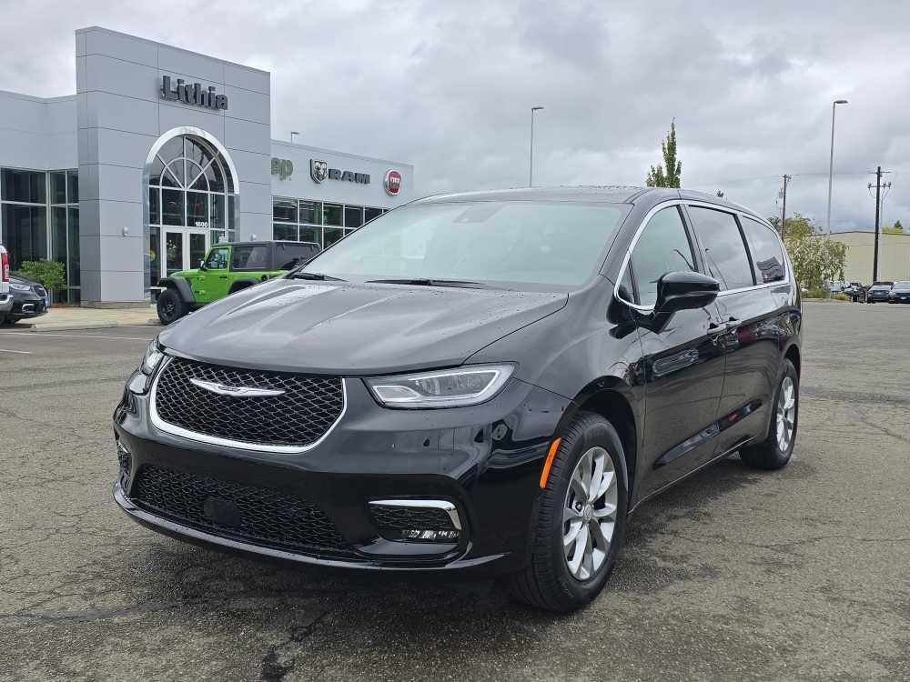 new 2026 Chrysler Pacifica car, priced at $44,995