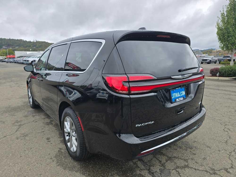 new 2026 Chrysler Pacifica car, priced at $44,995