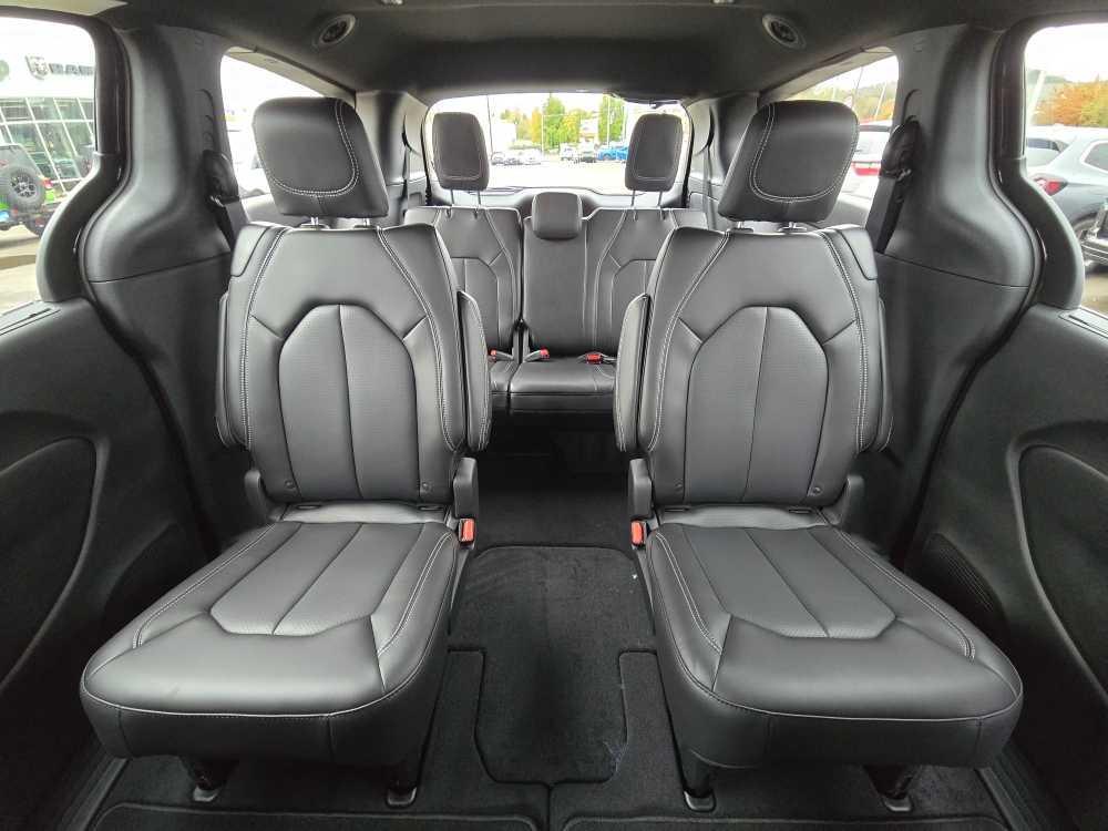 new 2026 Chrysler Pacifica car, priced at $44,995