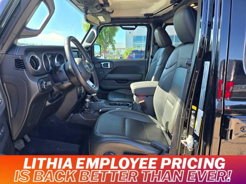 used 2022 Jeep Wrangler Unlimited car, priced at $41,995