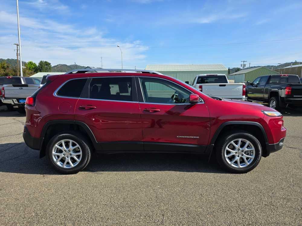 used 2016 Jeep Cherokee car, priced at $13,995