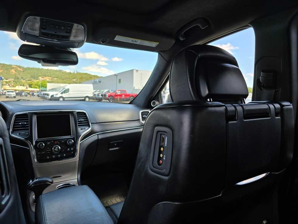 used 2014 Jeep Grand Cherokee car, priced at $11,995