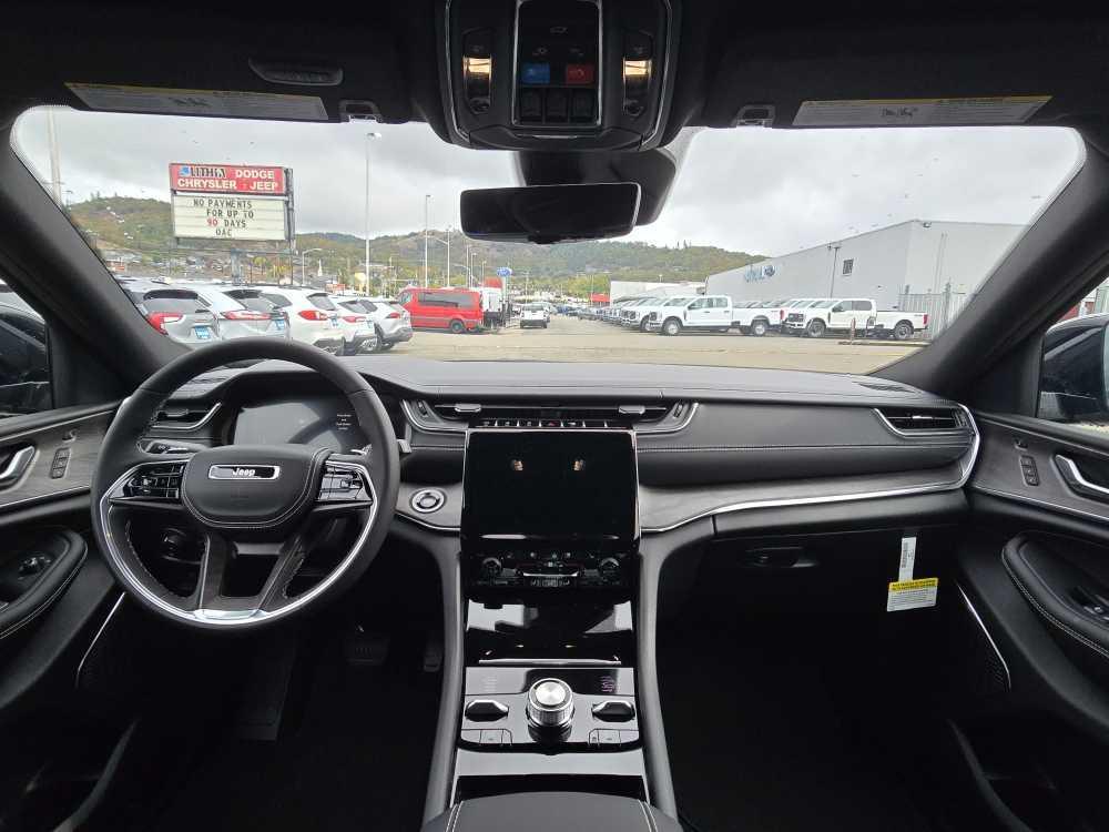 new 2025 Jeep Grand Cherokee L car, priced at $57,995