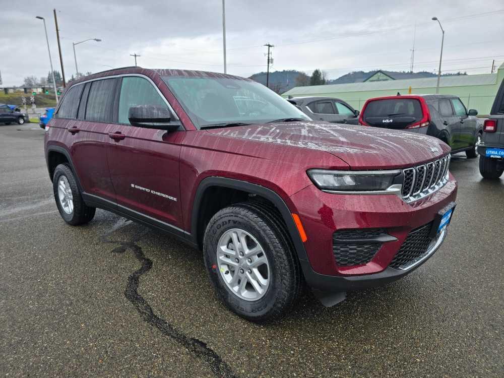 new 2025 Jeep Grand Cherokee car, priced at $35,495