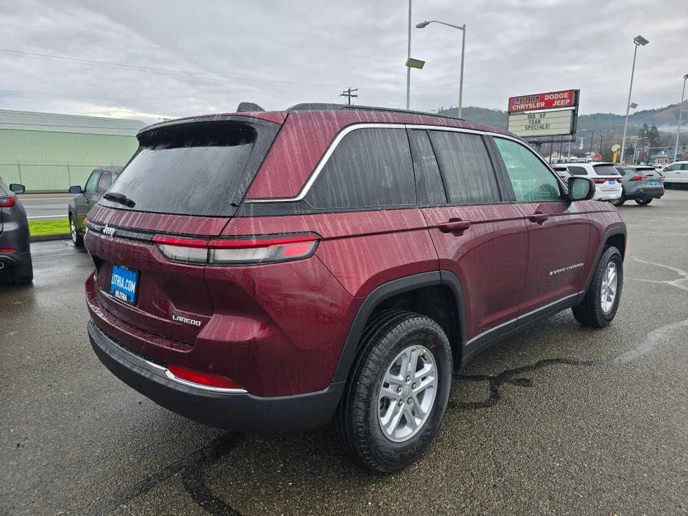 new 2025 Jeep Grand Cherokee car, priced at $35,495