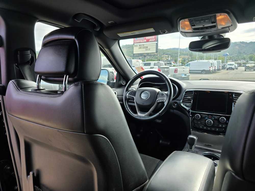 used 2020 Jeep Grand Cherokee car, priced at $24,995