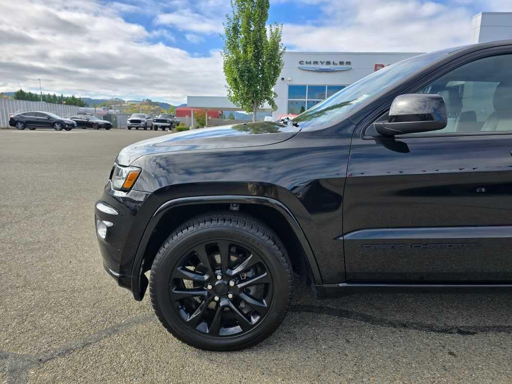 used 2020 Jeep Grand Cherokee car, priced at $24,995