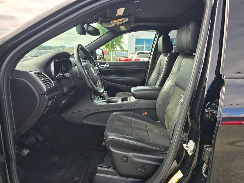 used 2020 Jeep Grand Cherokee car, priced at $24,995