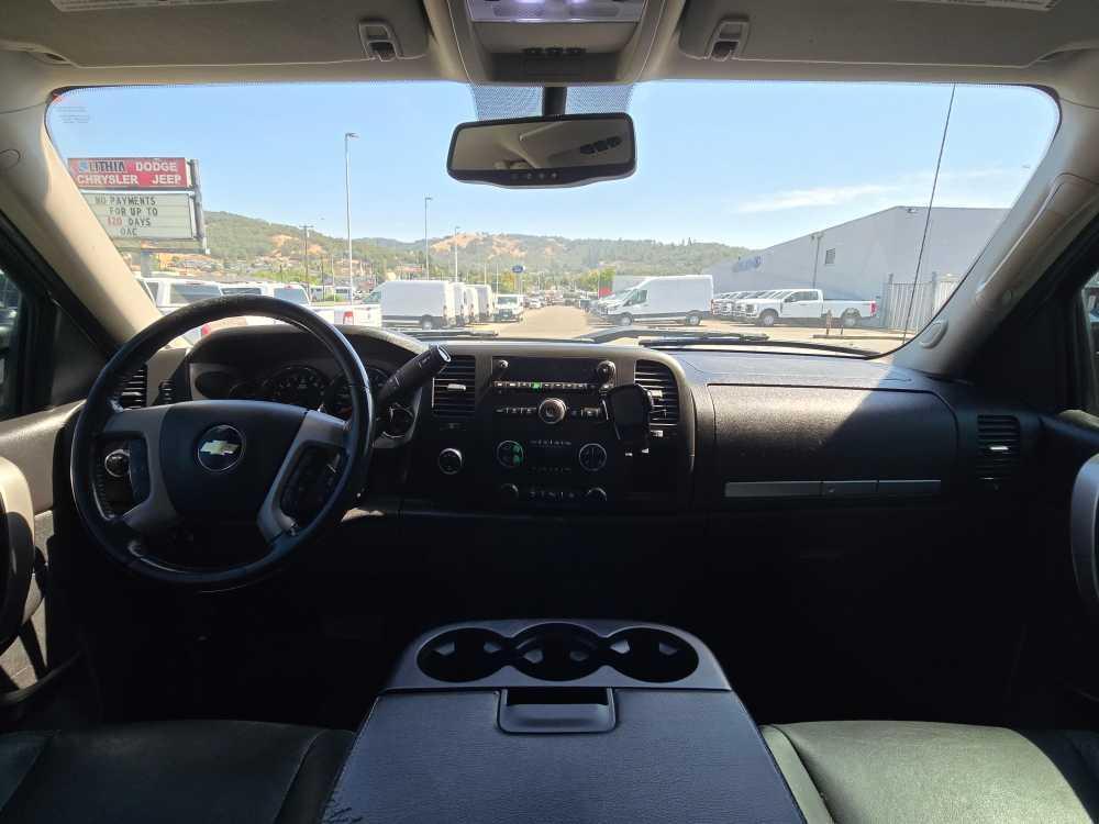 used 2011 Chevrolet Silverado 2500 car, priced at $14,995