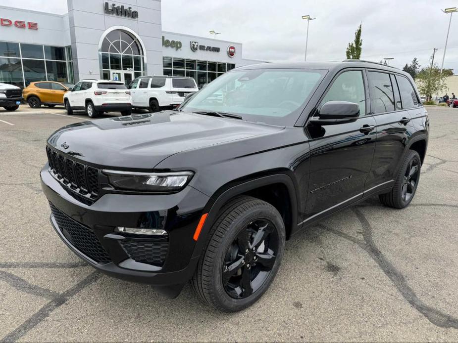 new 2024 Jeep Grand Cherokee car, priced at $45,995