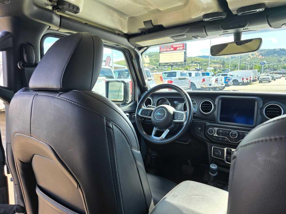 used 2021 Jeep Gladiator car, priced at $35,495