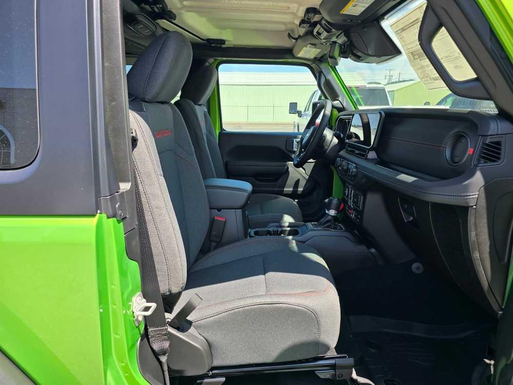 new 2025 Jeep Wrangler car, priced at $53,495