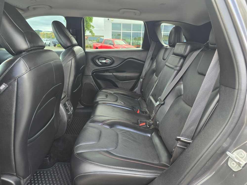 used 2019 Jeep Cherokee car, priced at $20,995