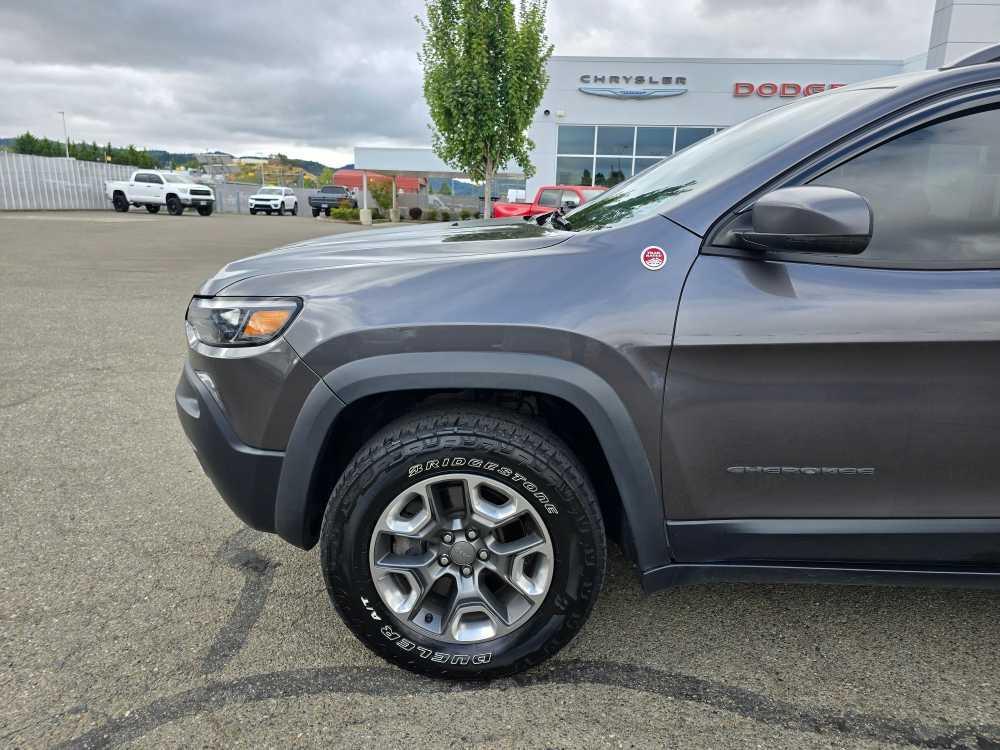 used 2019 Jeep Cherokee car, priced at $20,995