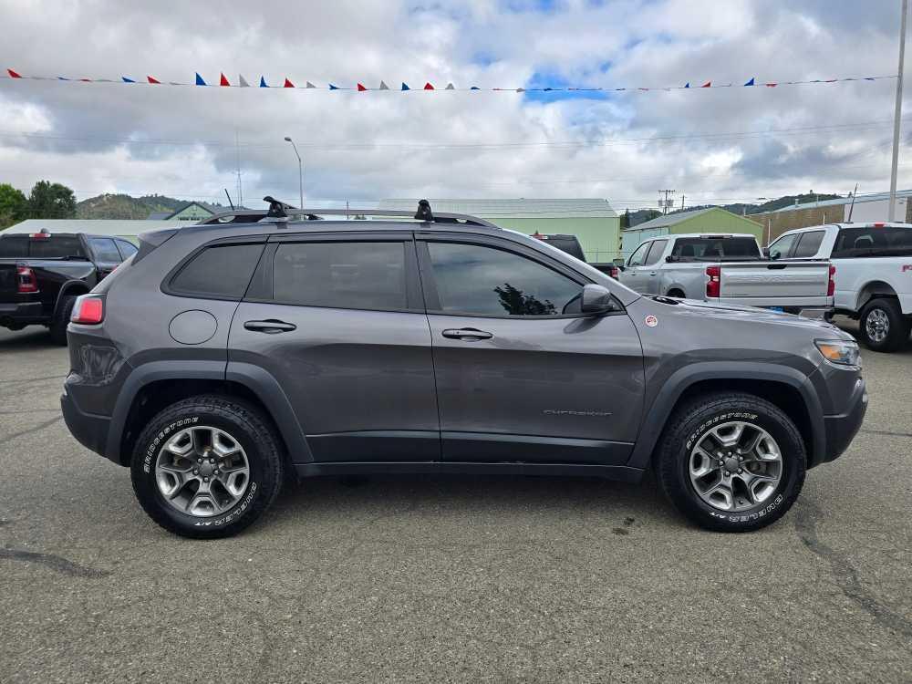used 2019 Jeep Cherokee car, priced at $20,995