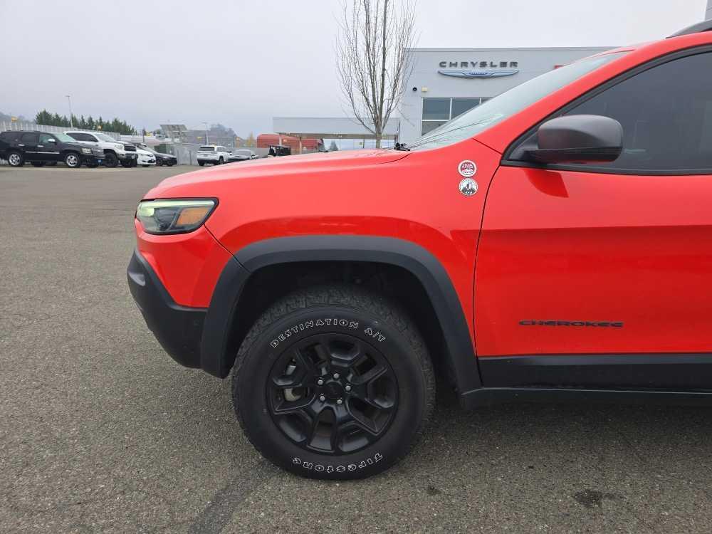 used 2021 Jeep Cherokee car, priced at $25,995