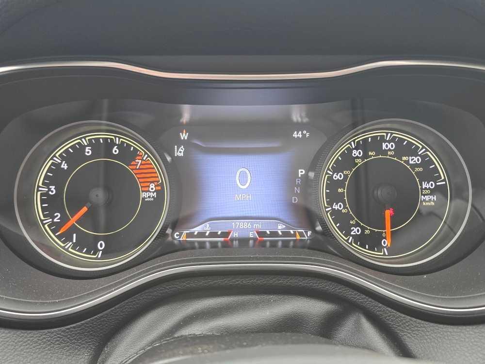 used 2021 Jeep Cherokee car, priced at $25,995