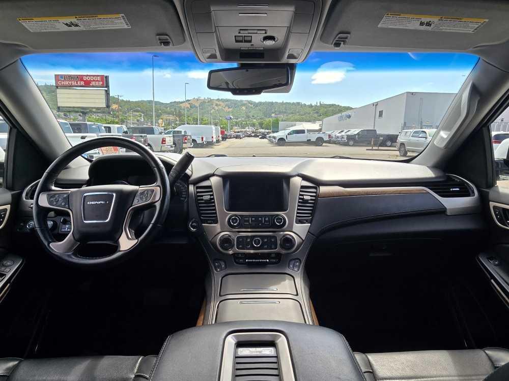 used 2019 GMC Yukon car, priced at $40,495