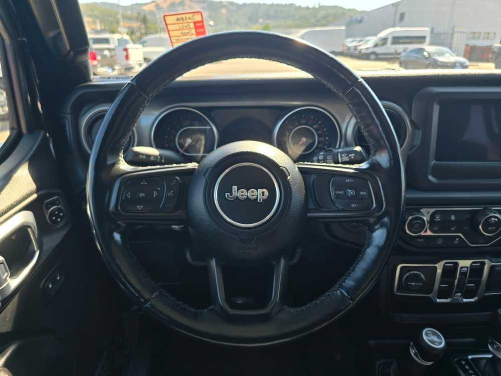 used 2021 Jeep Wrangler Unlimited car, priced at $31,995