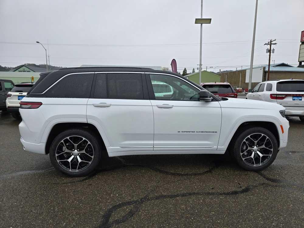 new 2025 Jeep Grand Cherokee car, priced at $60,495