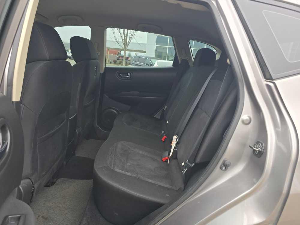 used 2015 Nissan Rogue Select car, priced at $9,495