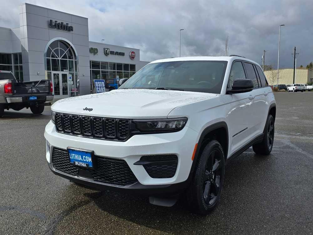 new 2025 Jeep Grand Cherokee car, priced at $40,495