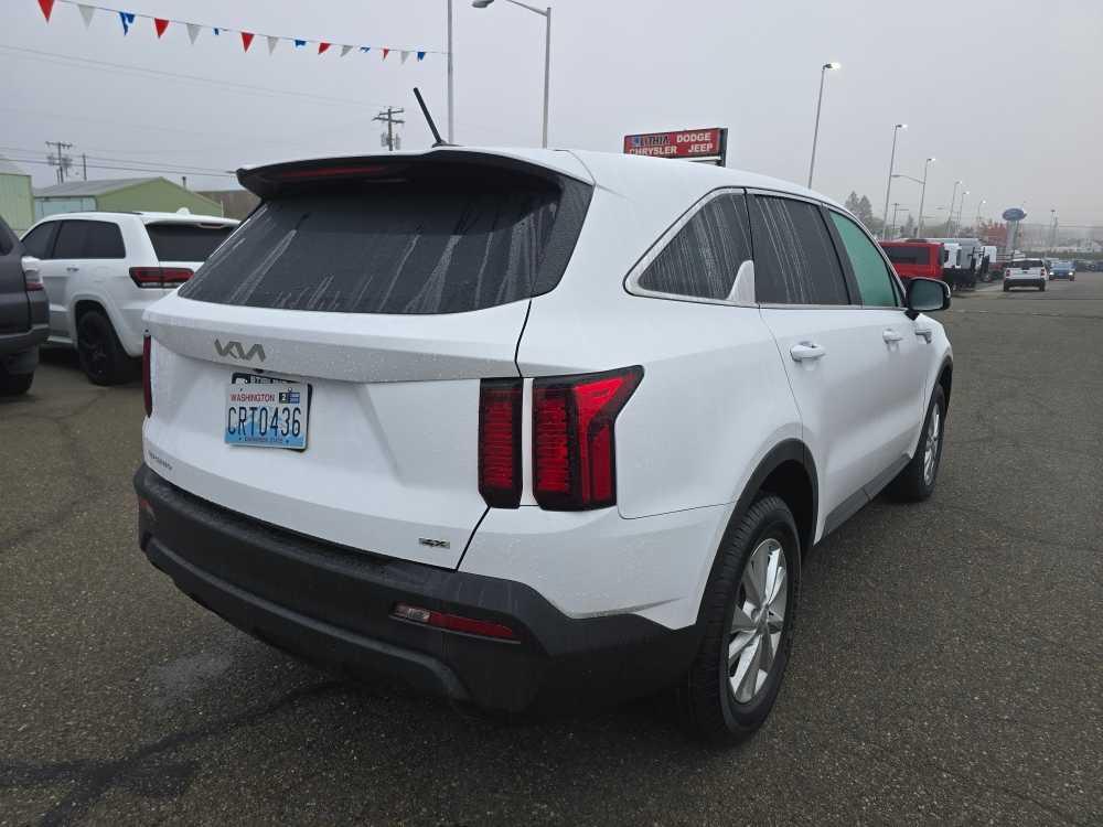 used 2023 Kia Sorento car, priced at $24,245