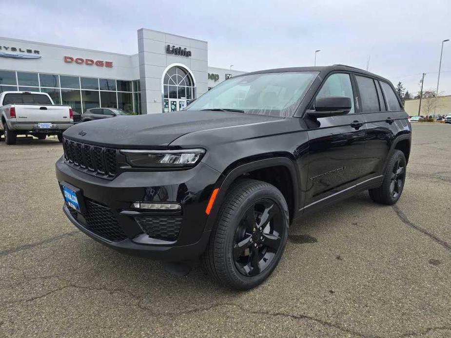 new 2025 Jeep Grand Cherokee car, priced at $47,995