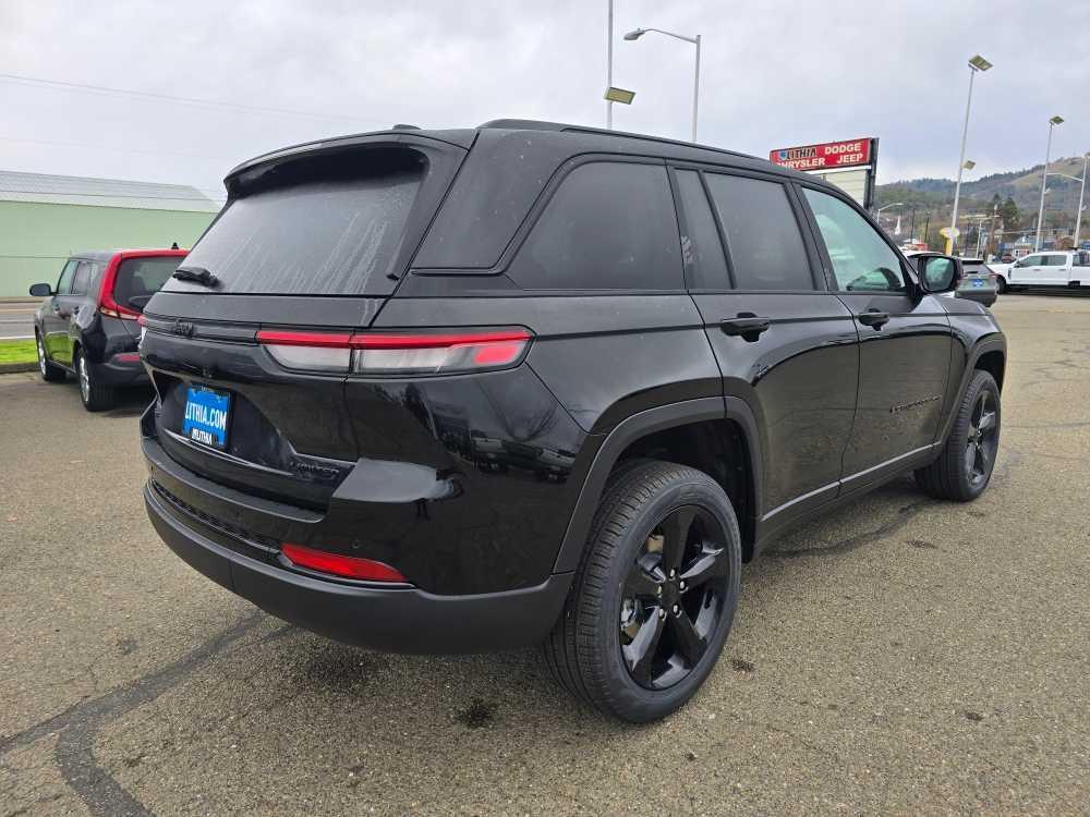 new 2025 Jeep Grand Cherokee car, priced at $46,495