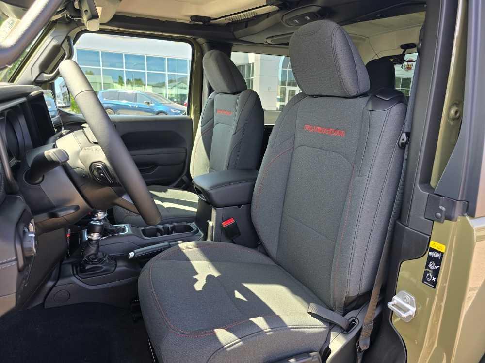 new 2025 Jeep Wrangler car, priced at $49,995