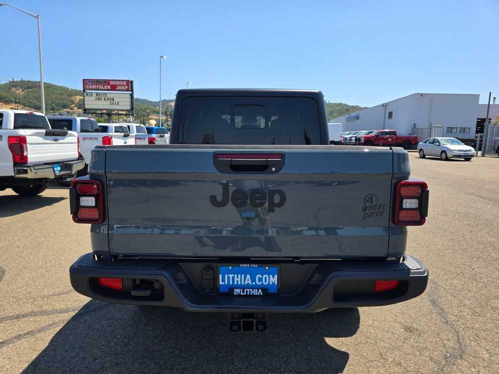 new 2025 Jeep Gladiator car, priced at $44,995