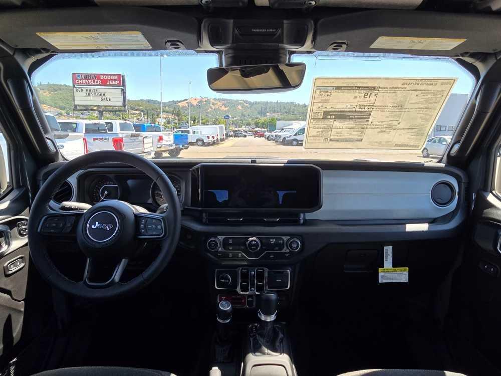 new 2025 Jeep Gladiator car, priced at $44,995