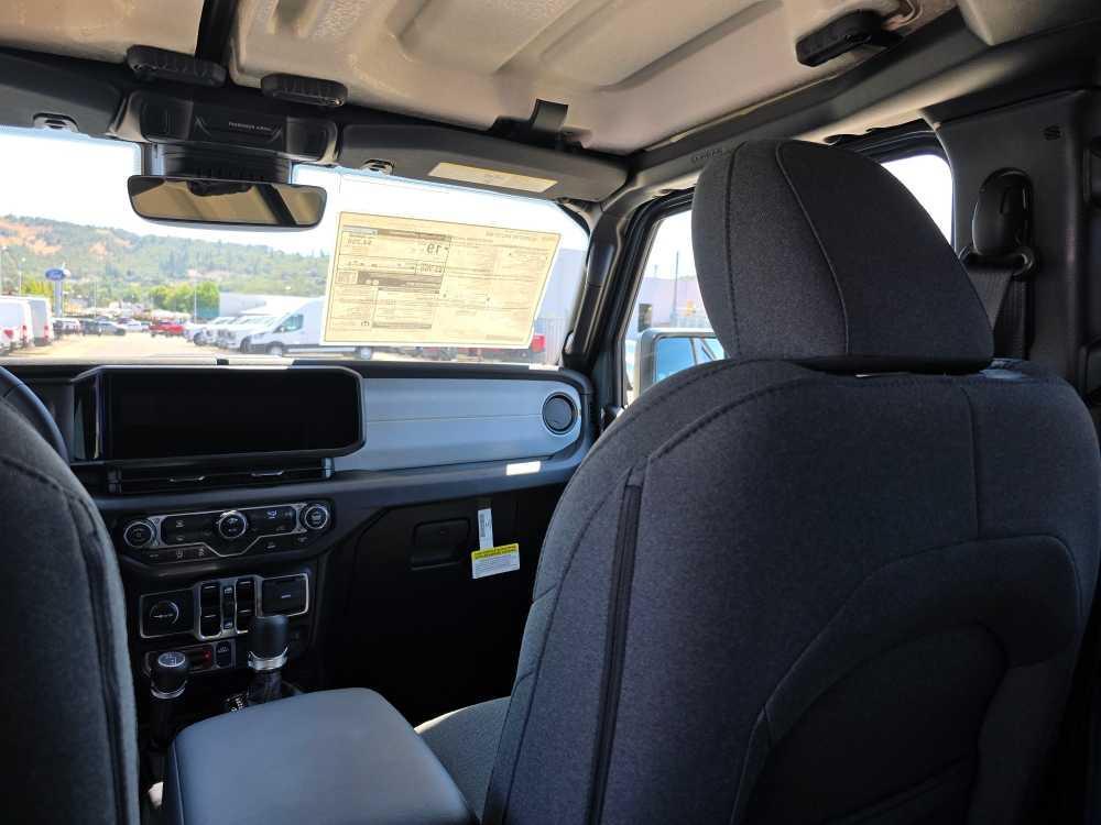 new 2025 Jeep Gladiator car, priced at $44,995