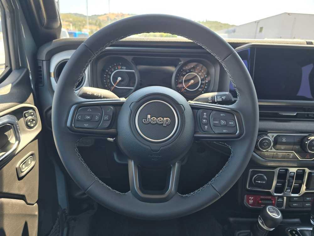 new 2025 Jeep Gladiator car, priced at $44,995