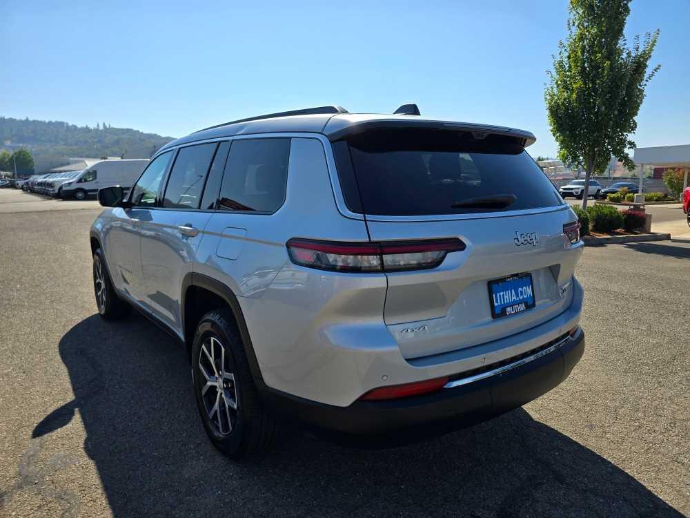 used 2024 Jeep Grand Cherokee L car, priced at $39,495