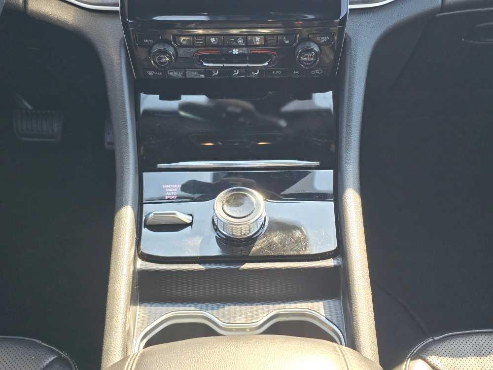 used 2024 Jeep Grand Cherokee L car, priced at $39,495