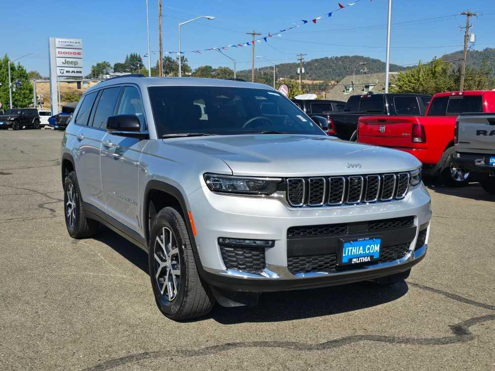 used 2024 Jeep Grand Cherokee L car, priced at $39,495