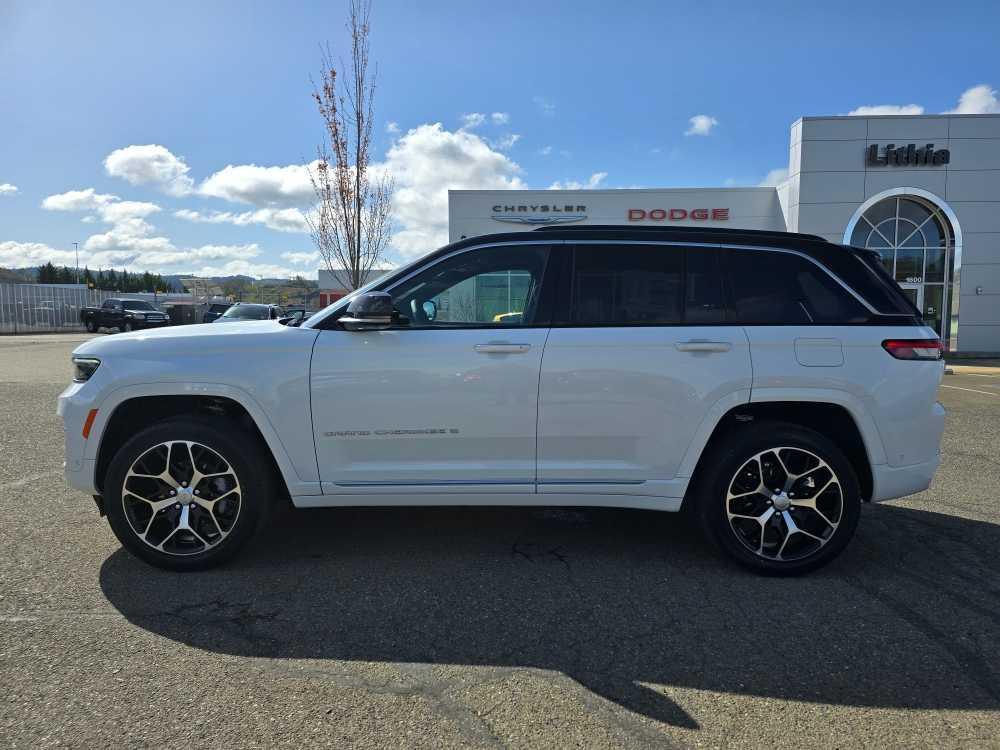 new 2025 Jeep Grand Cherokee car, priced at $61,995