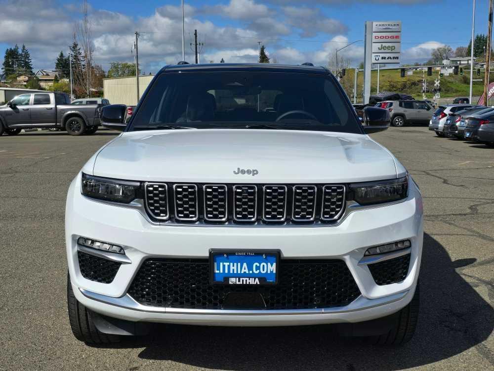new 2025 Jeep Grand Cherokee car, priced at $61,995