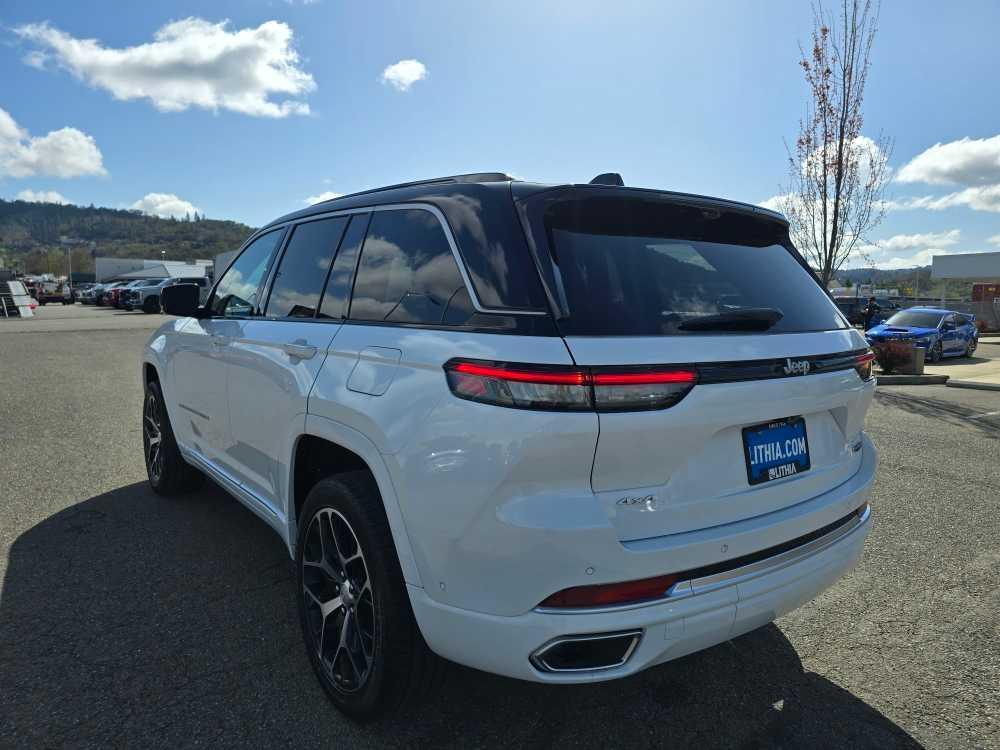 new 2025 Jeep Grand Cherokee car, priced at $61,995