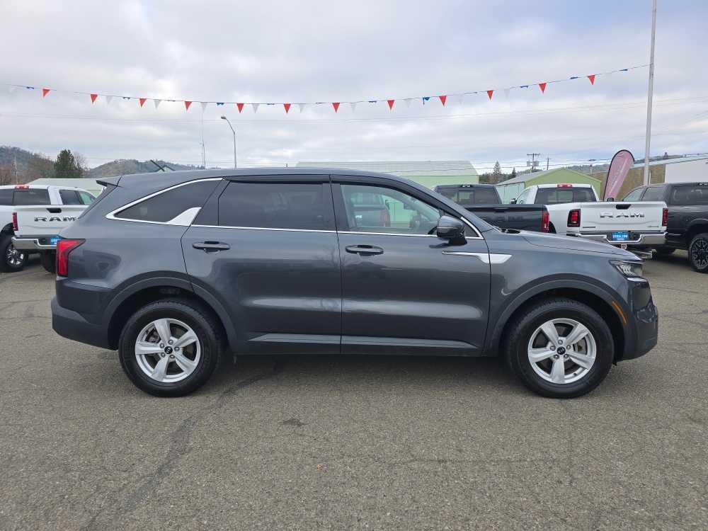 used 2021 Kia Sorento car, priced at $20,495